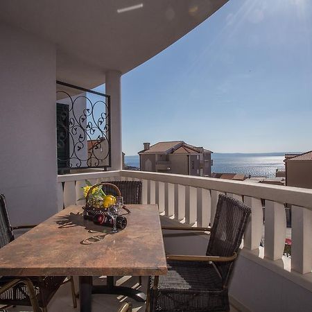 מאקרסקה Apartments Kristina מראה חיצוני תמונה