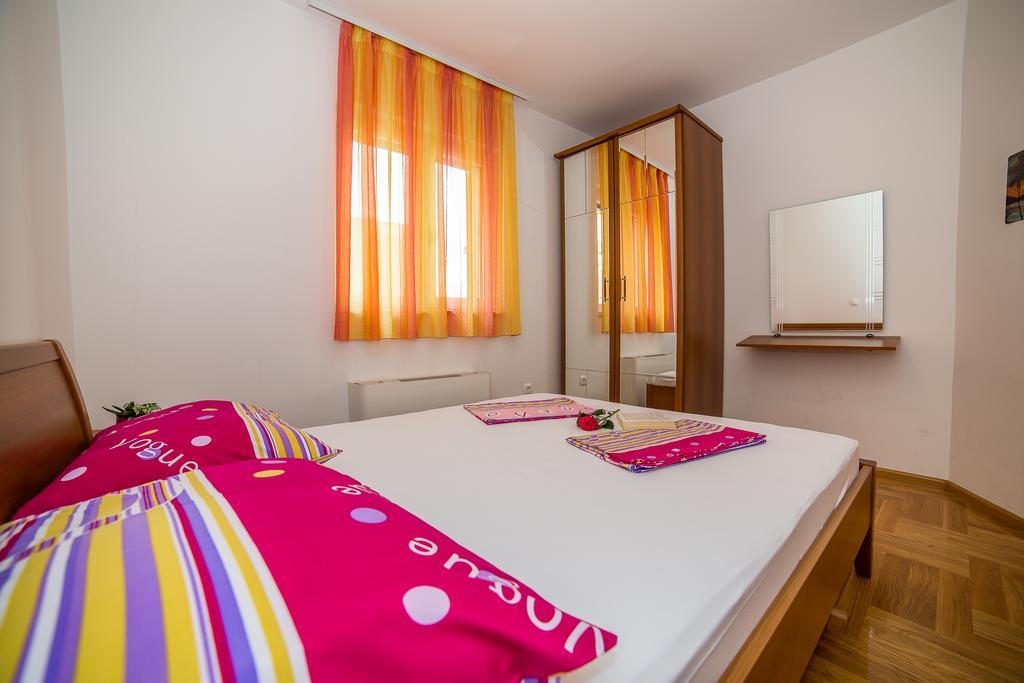 מאקרסקה Apartments Kristina מראה חיצוני תמונה