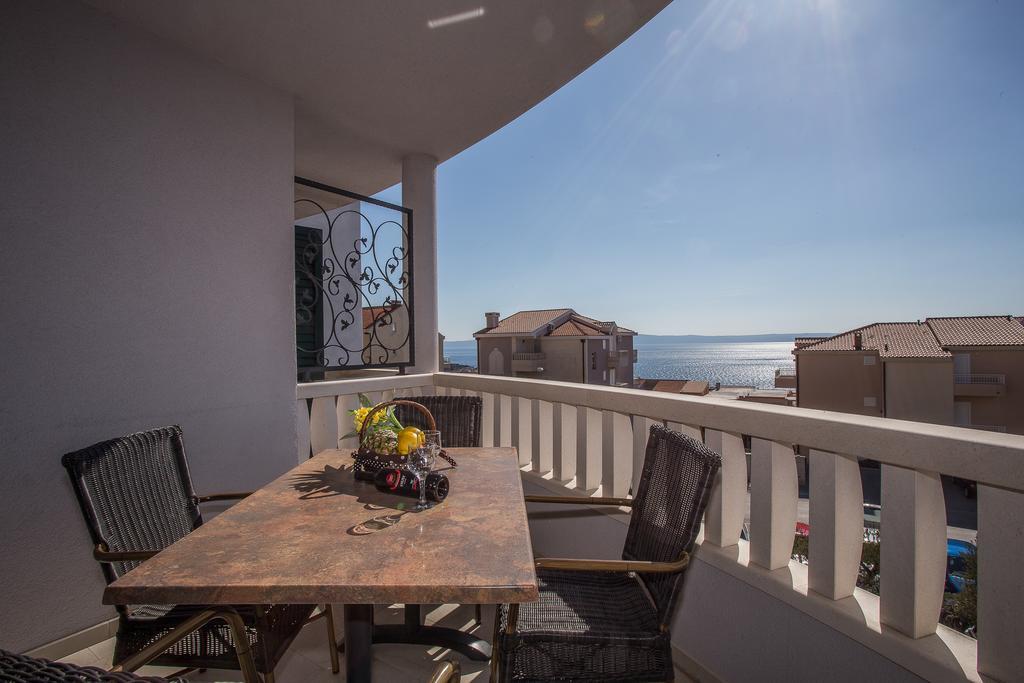 מאקרסקה Apartments Kristina מראה חיצוני תמונה